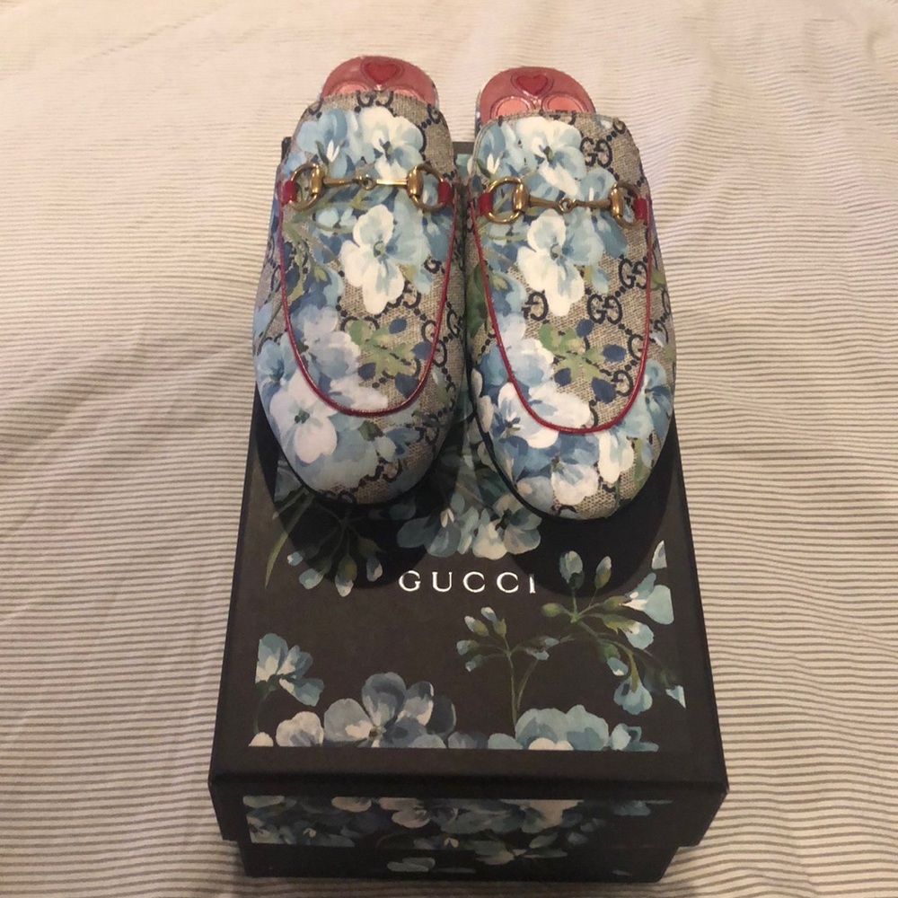 Gucci blooms mules